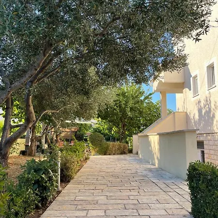 Jadro * Ζαντάρ