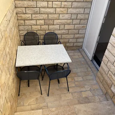 Jadro * Ζαντάρ